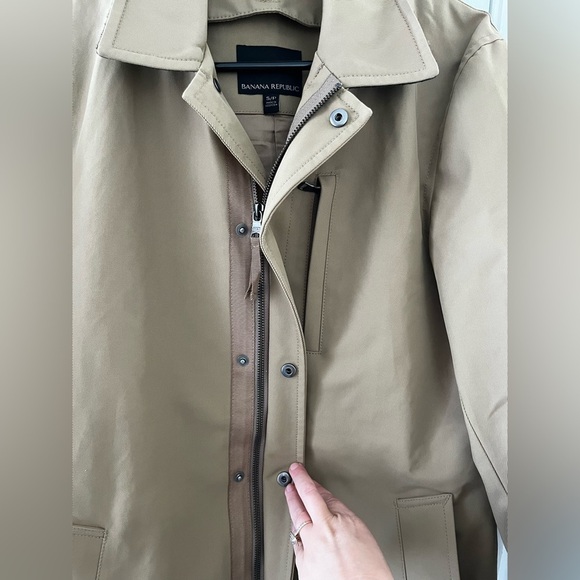Banana Republic Khaki Trench Coat Small — classic / lightweight - Picture 11 of 16